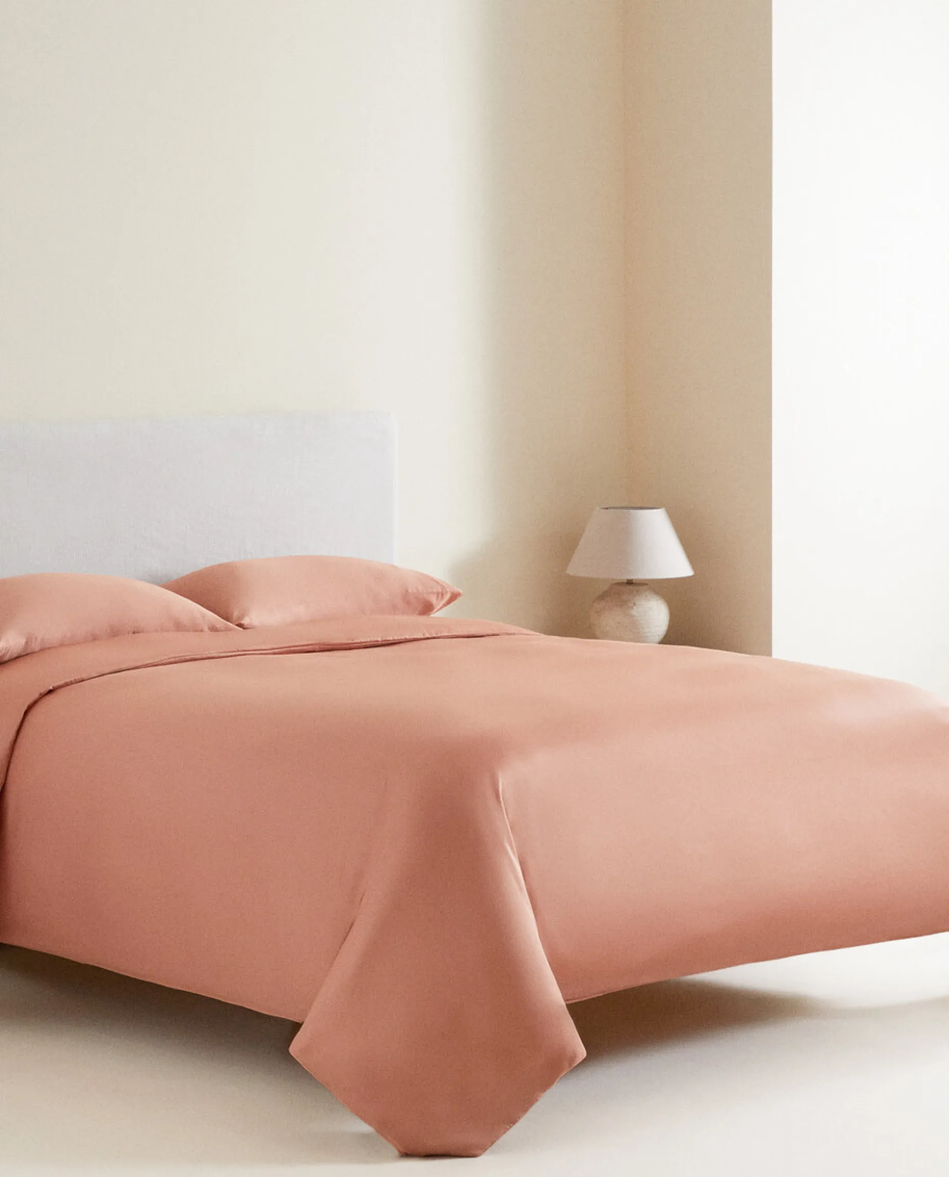 (300 Thread Count) Sateen Fitted Sheet