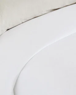 Bedspread With Pleated Ruffle