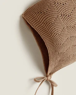 Bonnet With Openwork