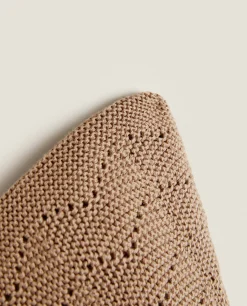 Bonnet With Openwork
