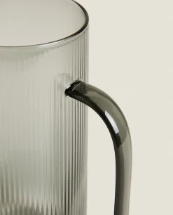 Borosilicate Glass Pitcher With Line Design