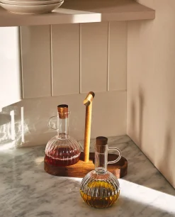 Bososilicate Glass And Wood Cruet Set