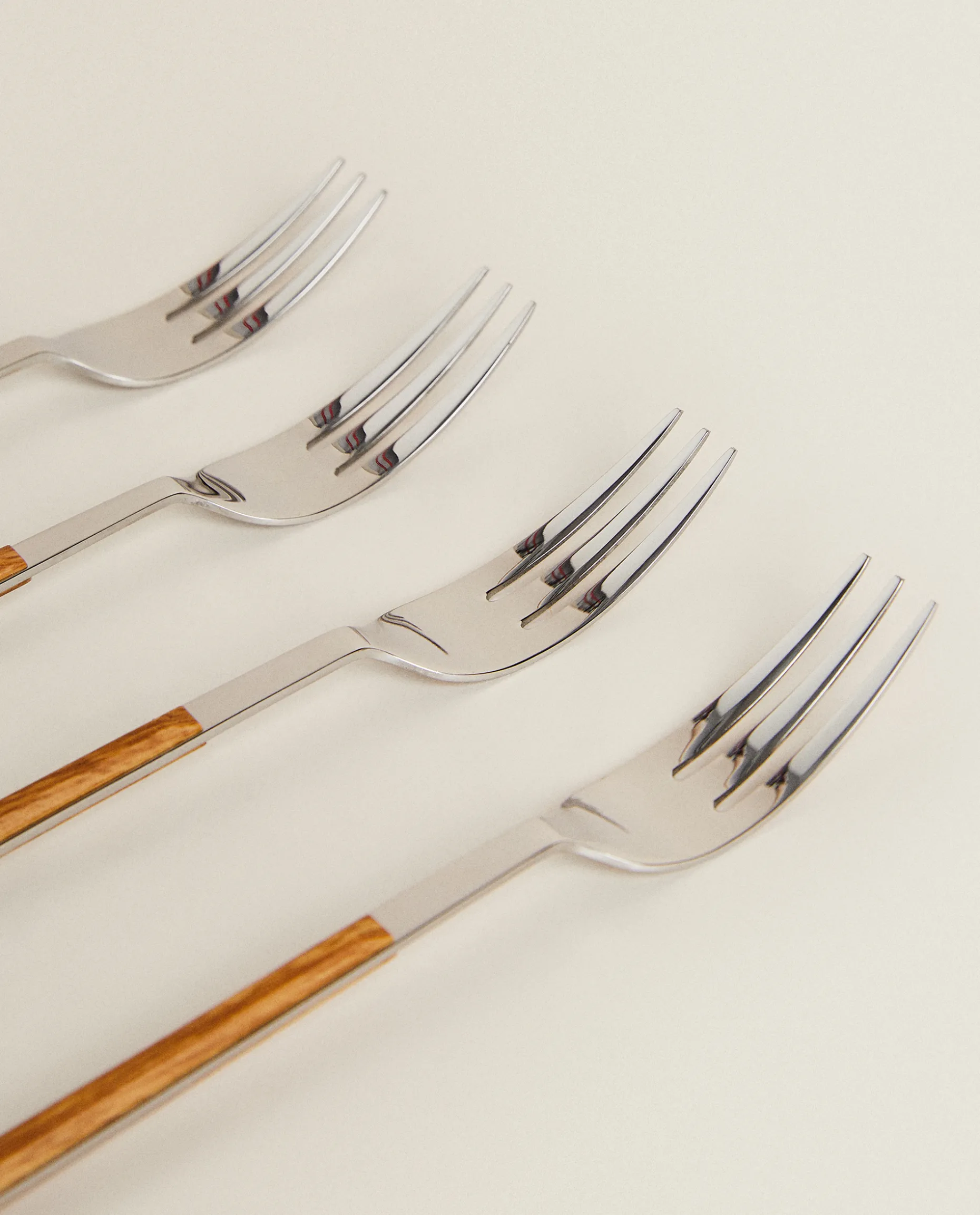 Box 4 Brunch Forks With Wood Pattern Handle