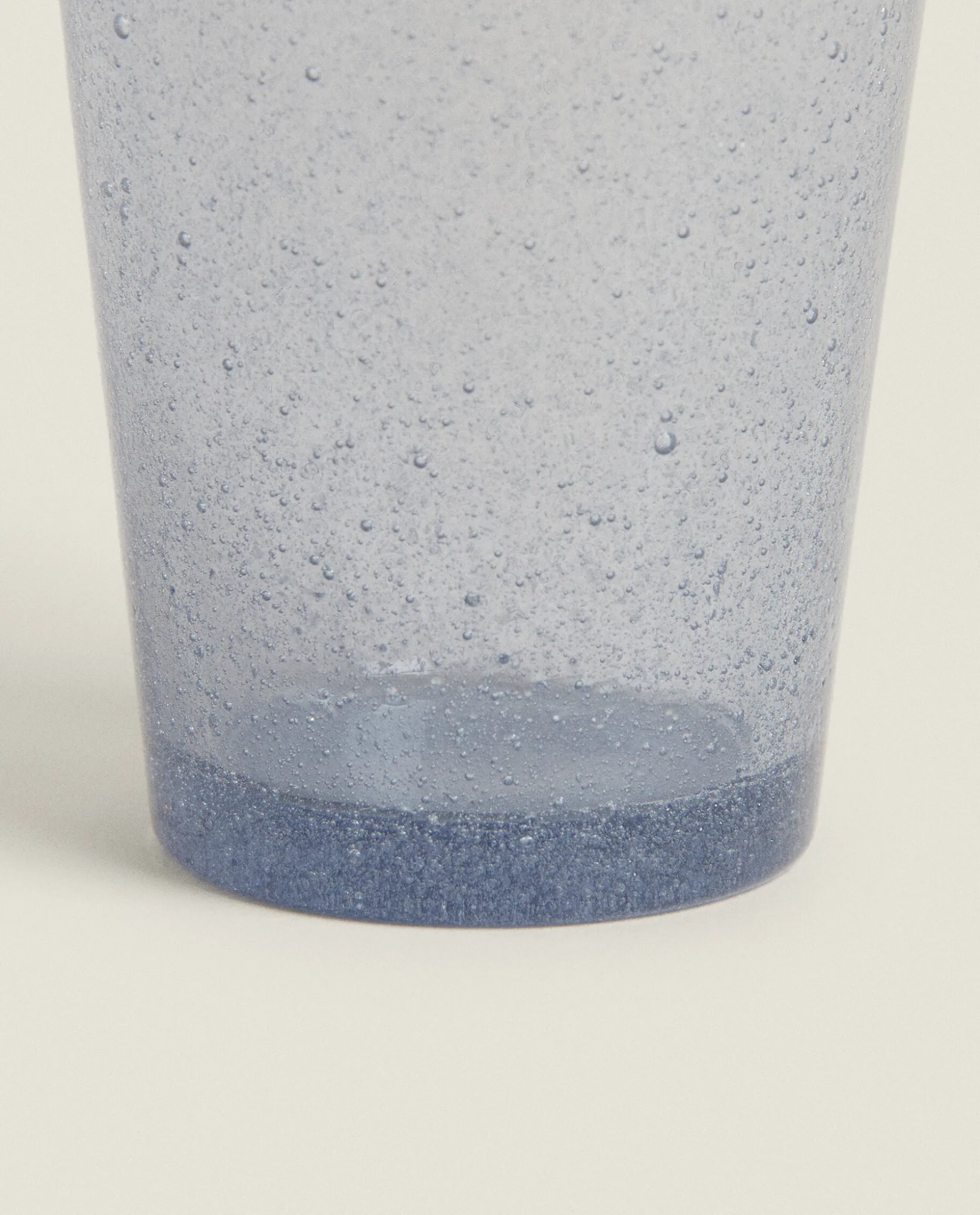 Bubble-Effect Glass Tumbler