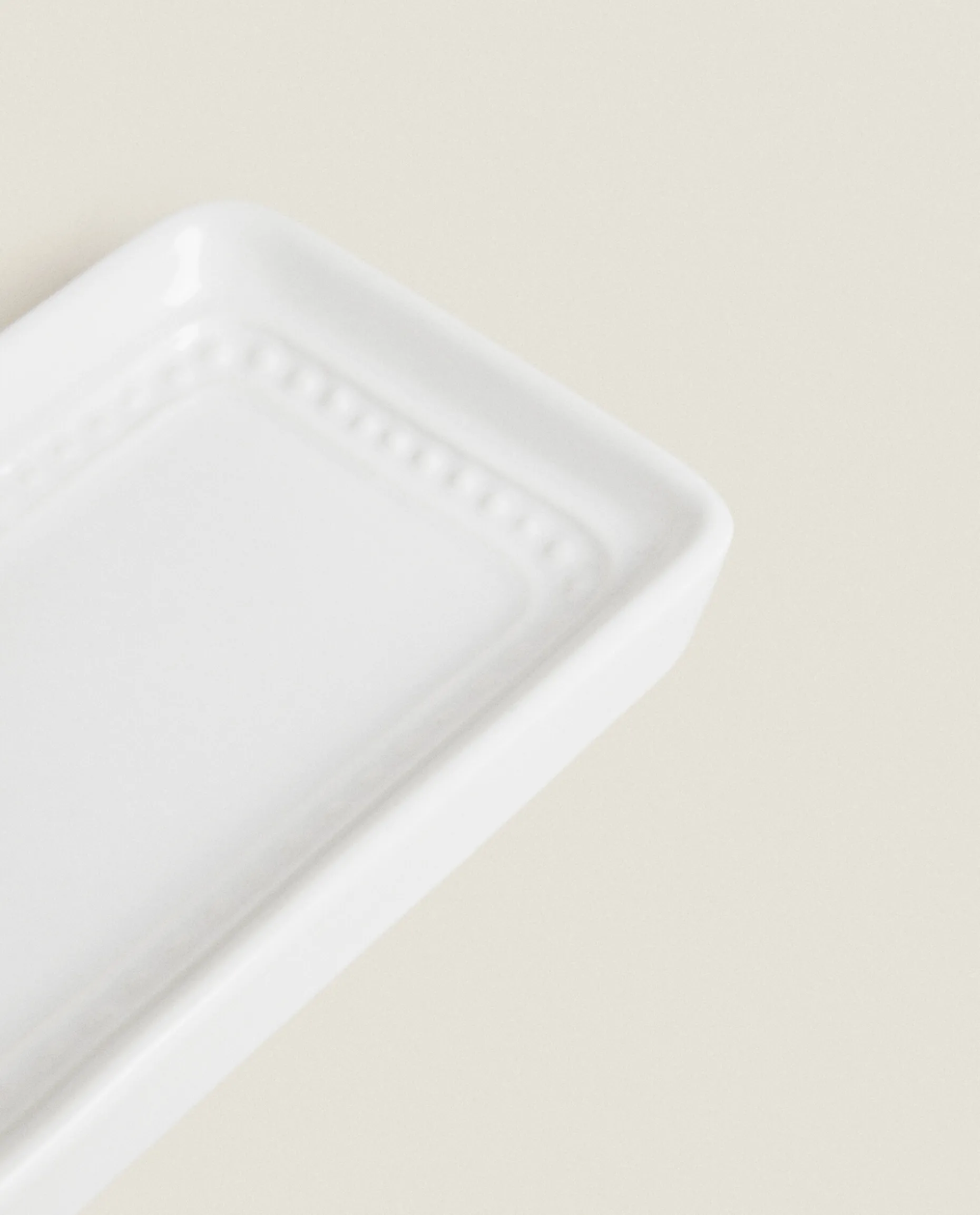 Ceramic Soap Dispenser With A Raised Design