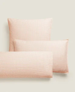 Check Pillowcase