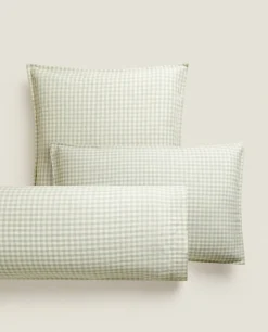 Check Pillowcase