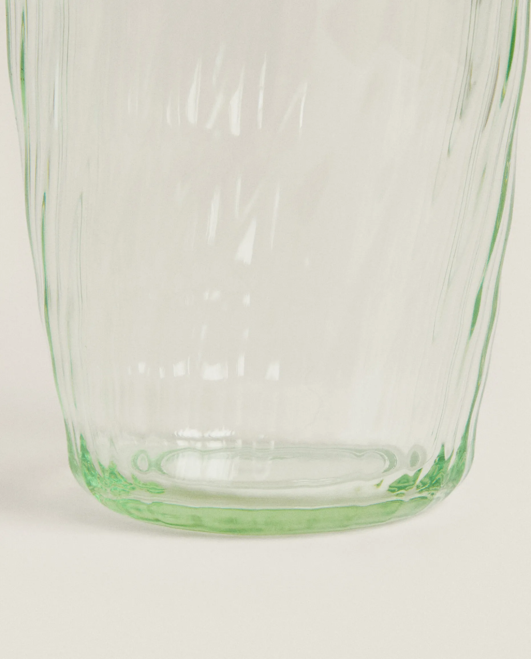 Colored Tumbler With Lines