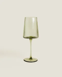 Conical Wine Glass With Lines