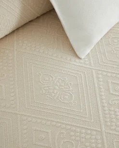 Cotton Bedspread With Geometric Design