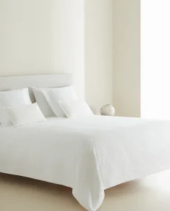 Cotton Bedspread With Geometric Design
