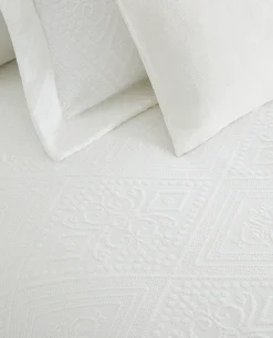 Cotton Bedspread With Geometric Design