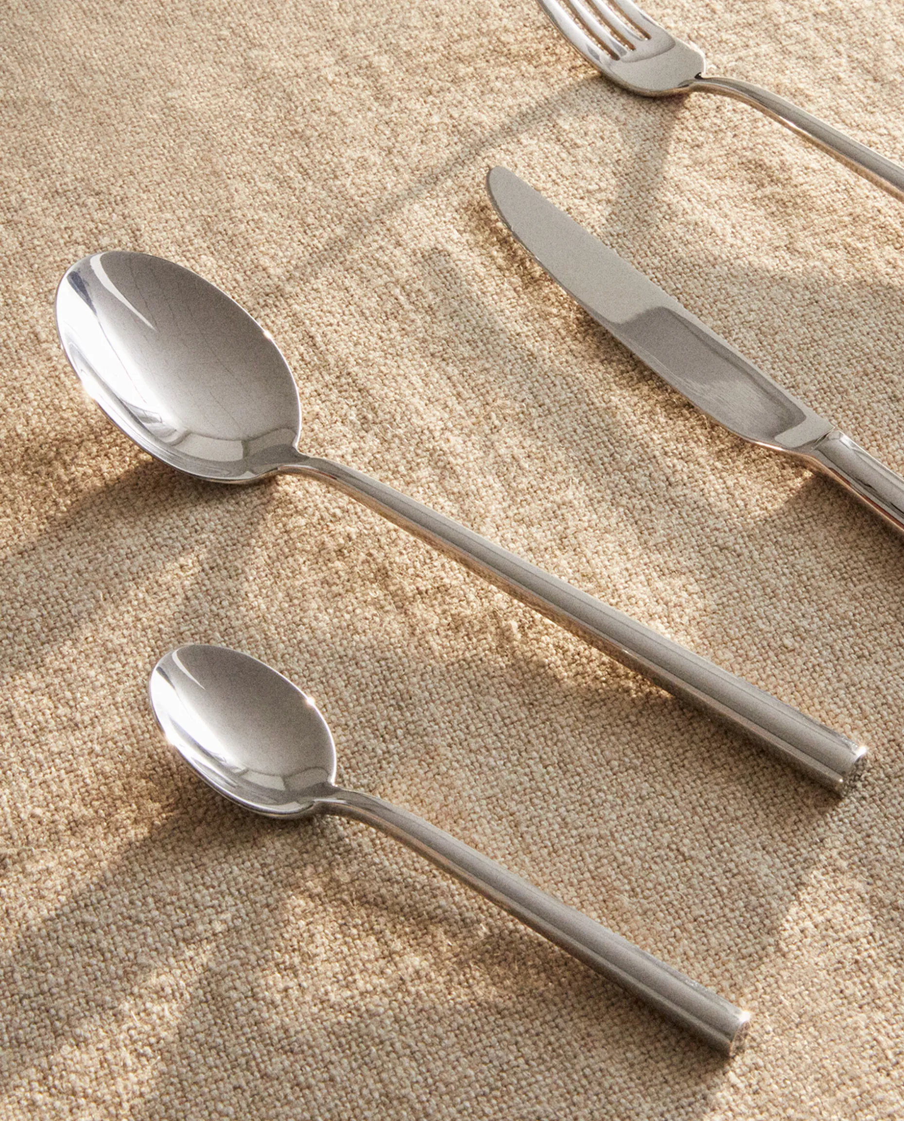 Cylindrical Flatware Set