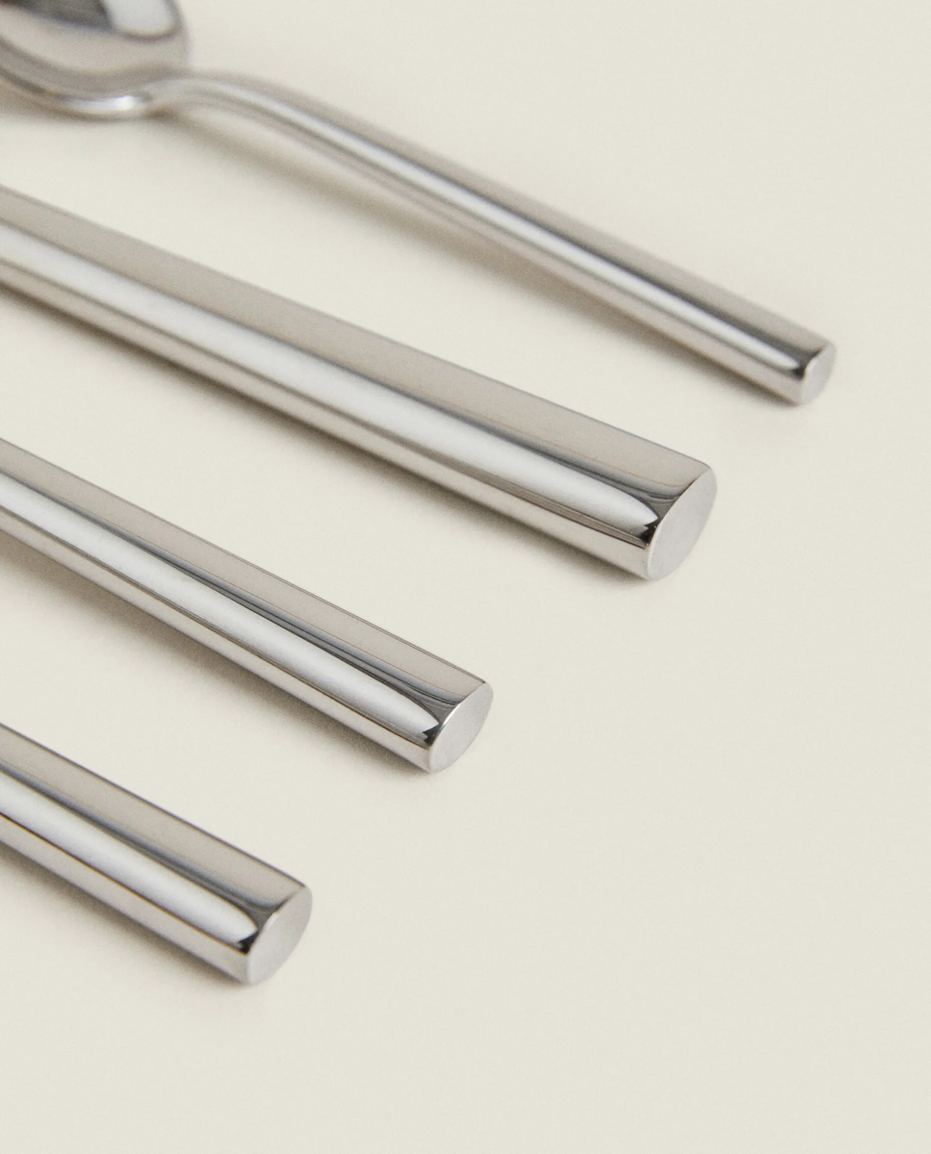 Cylindrical Flatware Set