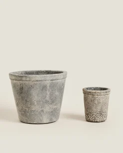 Dark Clay Flowerpot