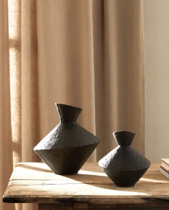 Dark Vase