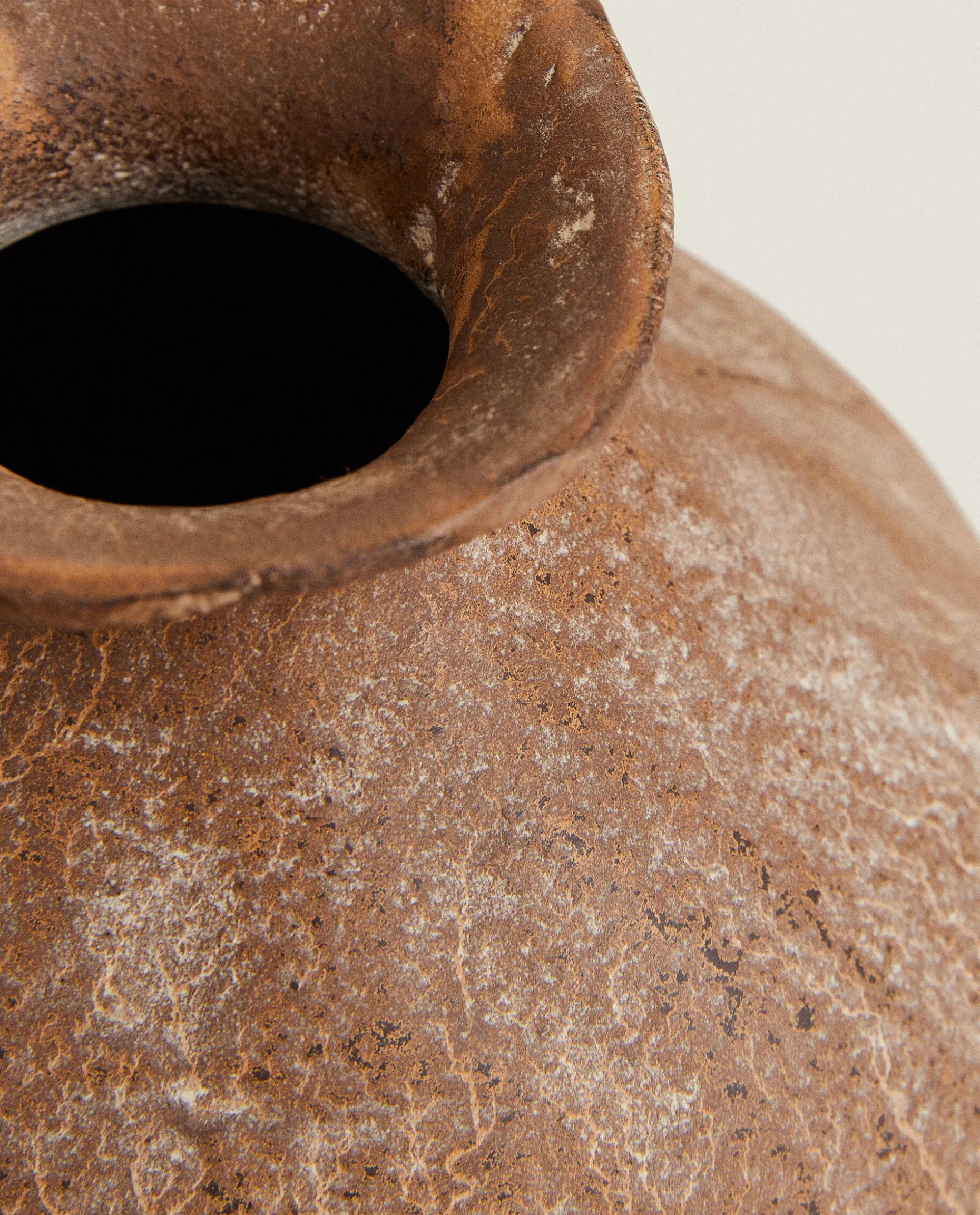 Decorative Aluminum Vase