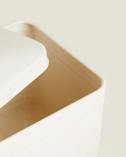 Detergent Container