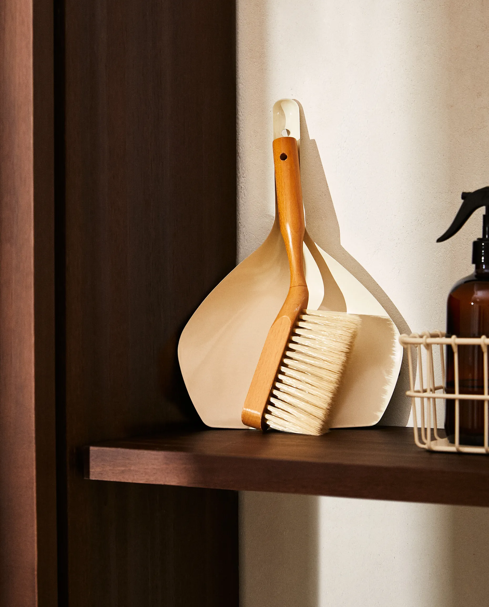 Dustpan And Brush Set