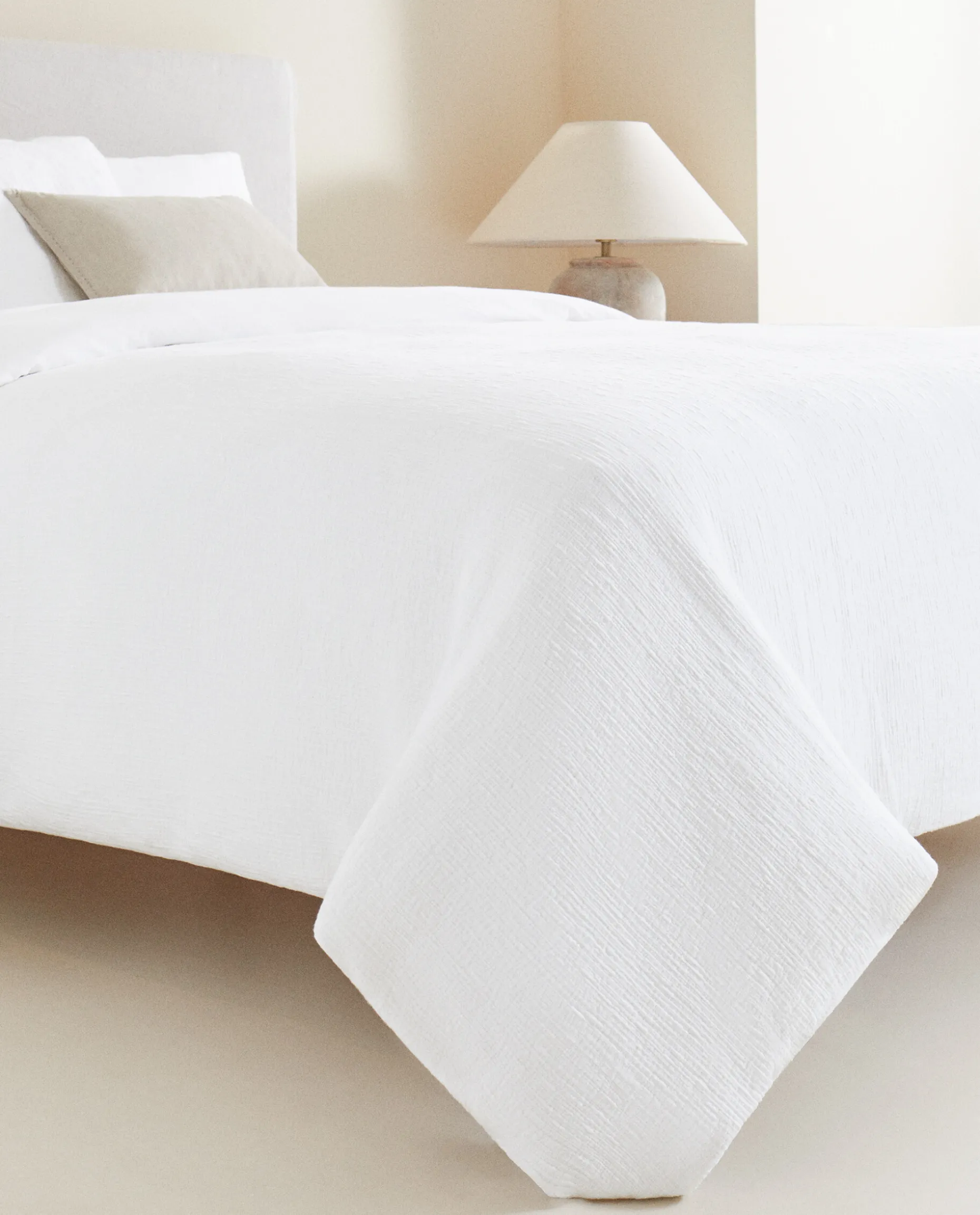 Duvet Cover With Raised Bedspread Effect