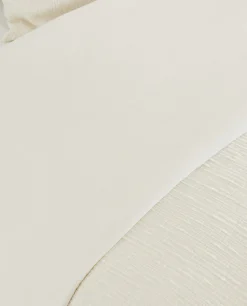 Duvet Cover With Raised Bedspread Effect