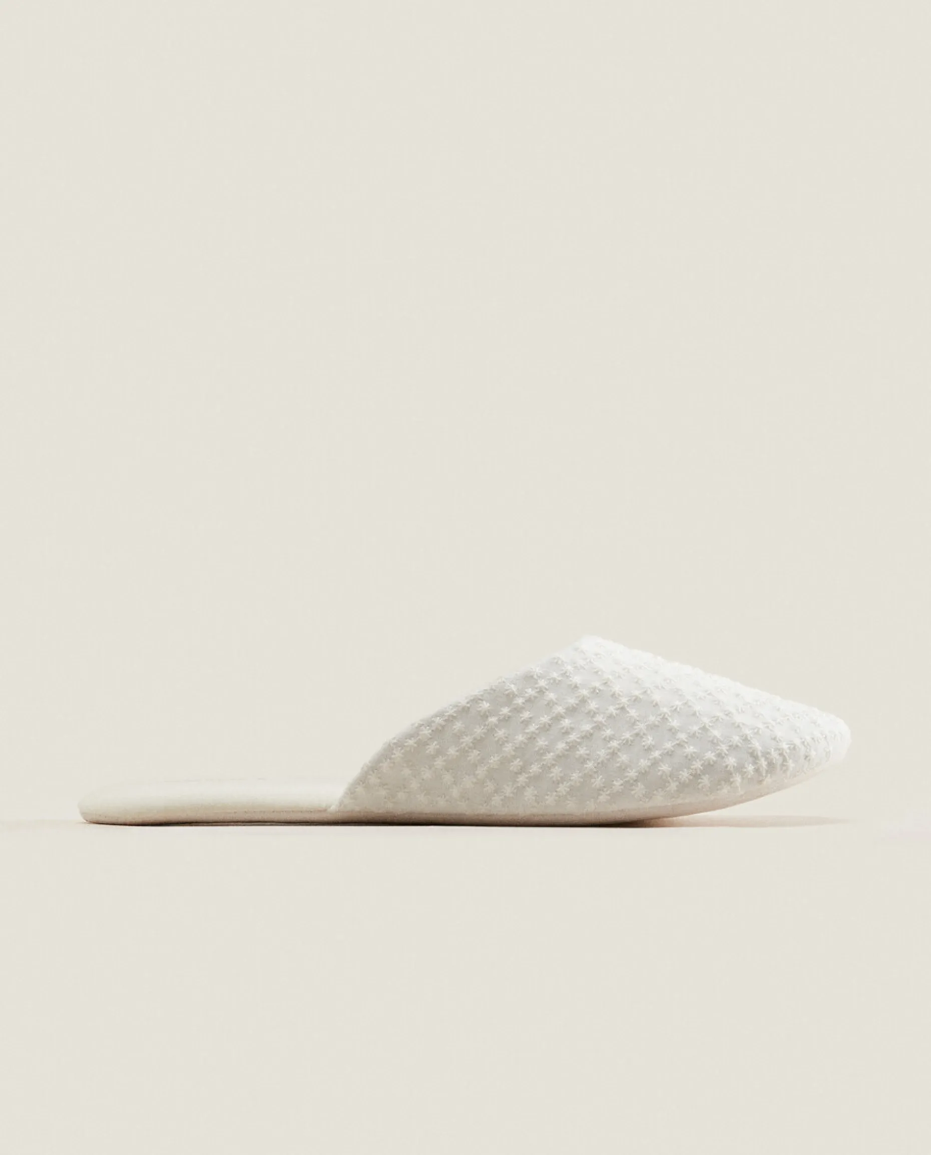 Embroidered Fabric Slippers