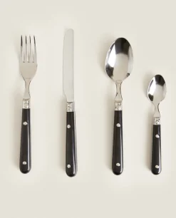 Flatware Set (4 Pieces)