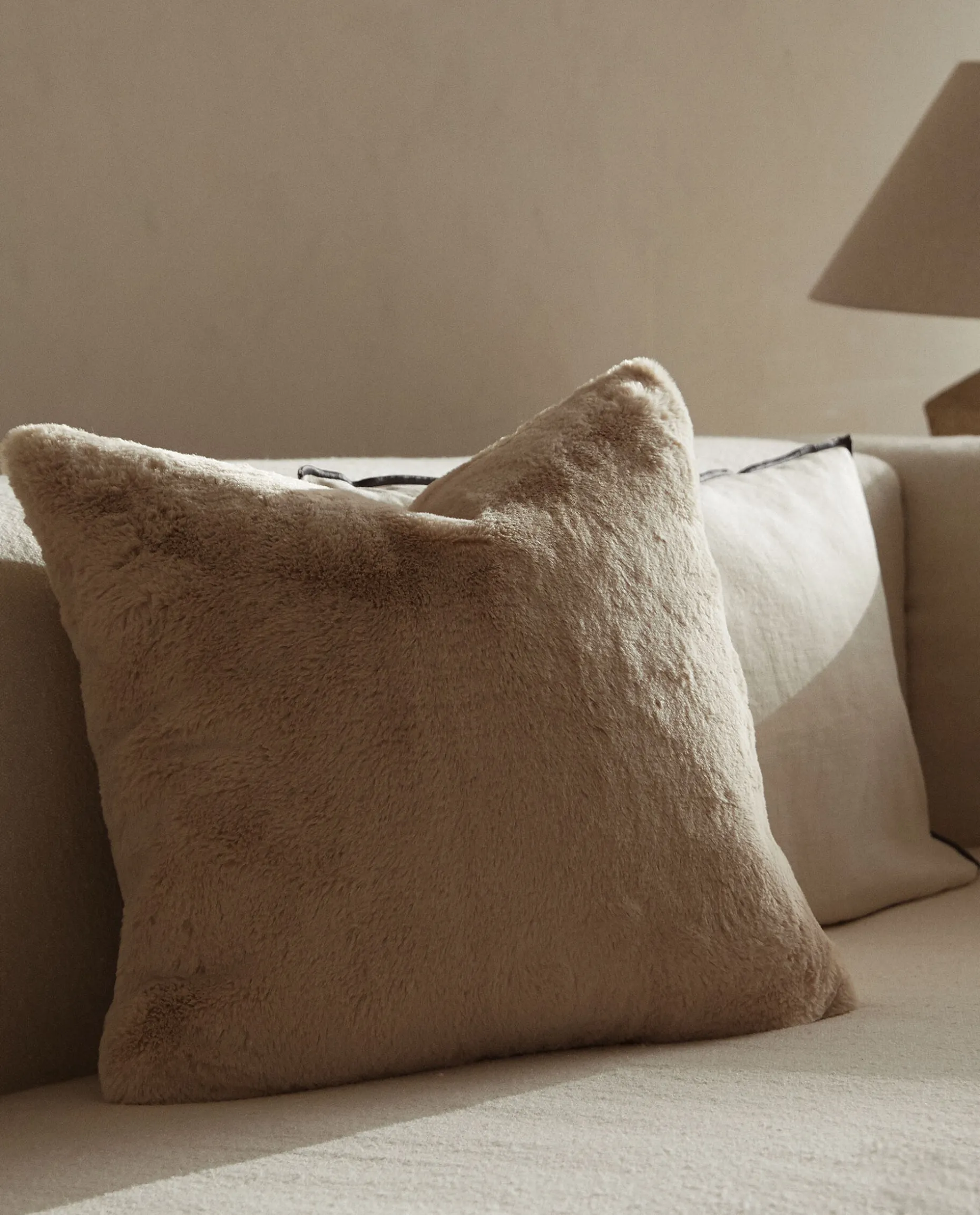 Fur (Faux) Throw Pillow Cover