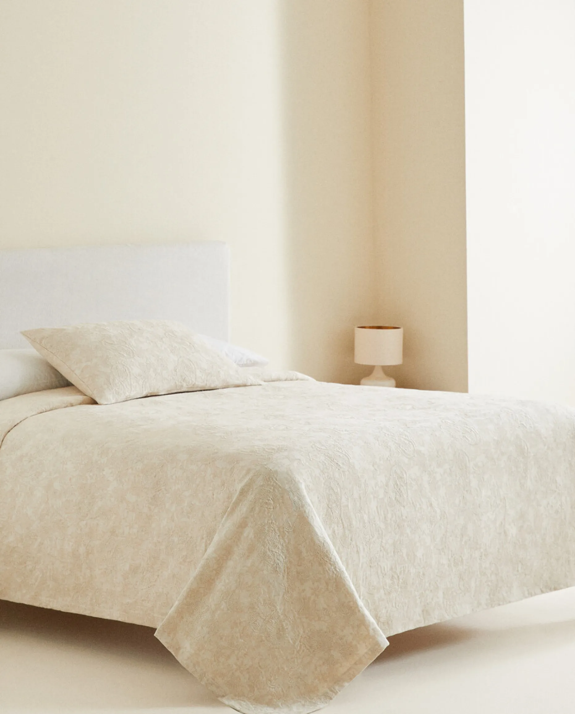Jacquard Bedspread