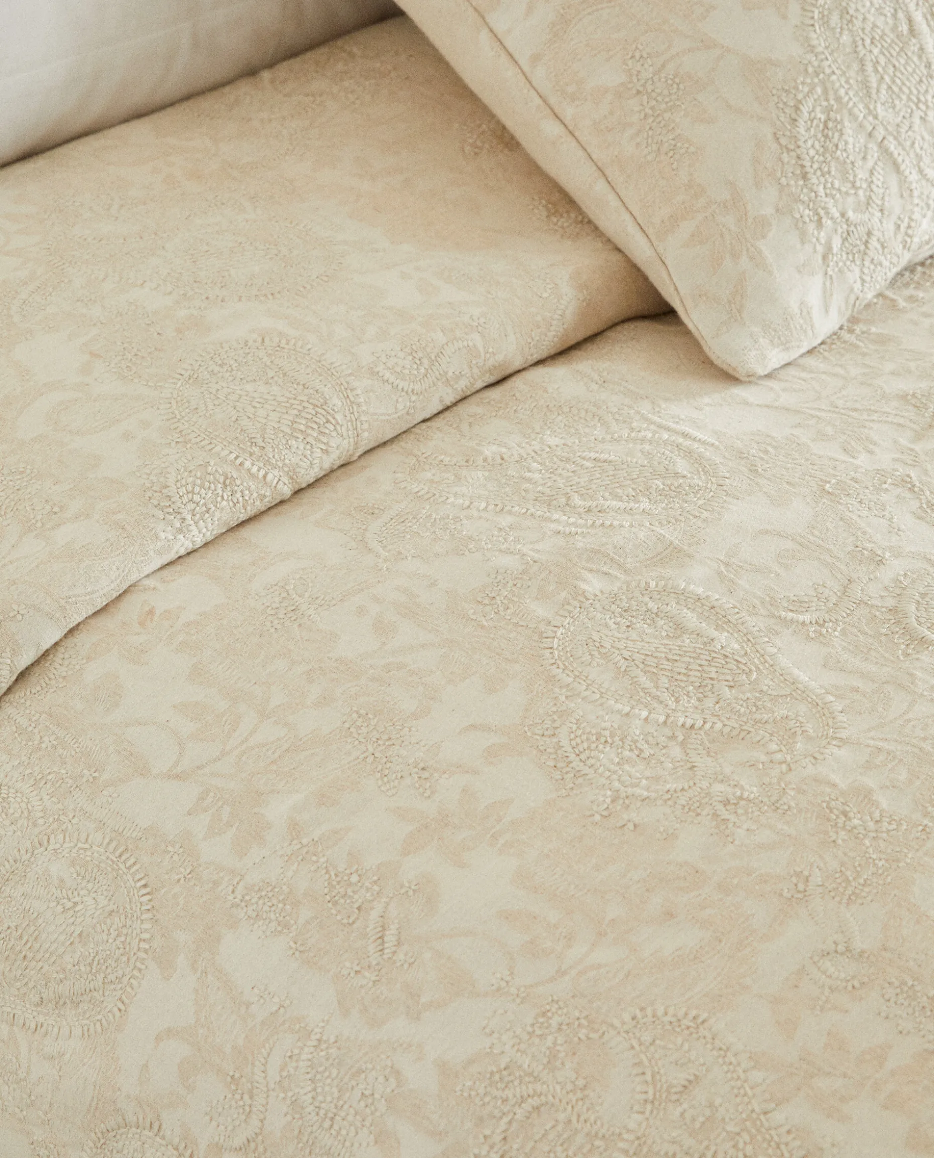 Jacquard Bedspread