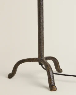 Lamp With Tripod Base