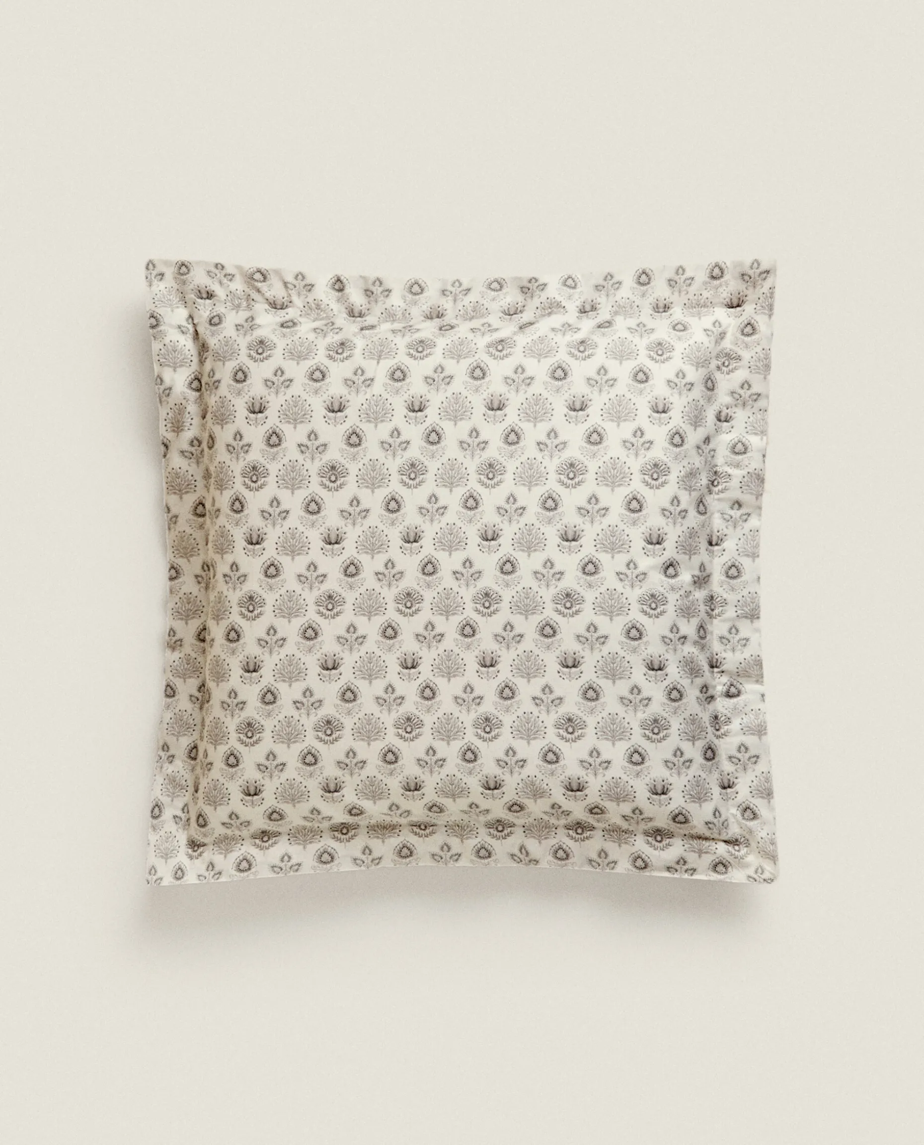 Leaf Print Pillowcase