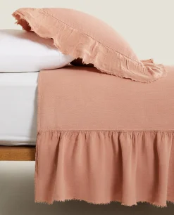 Linen Ruffle Bedspread