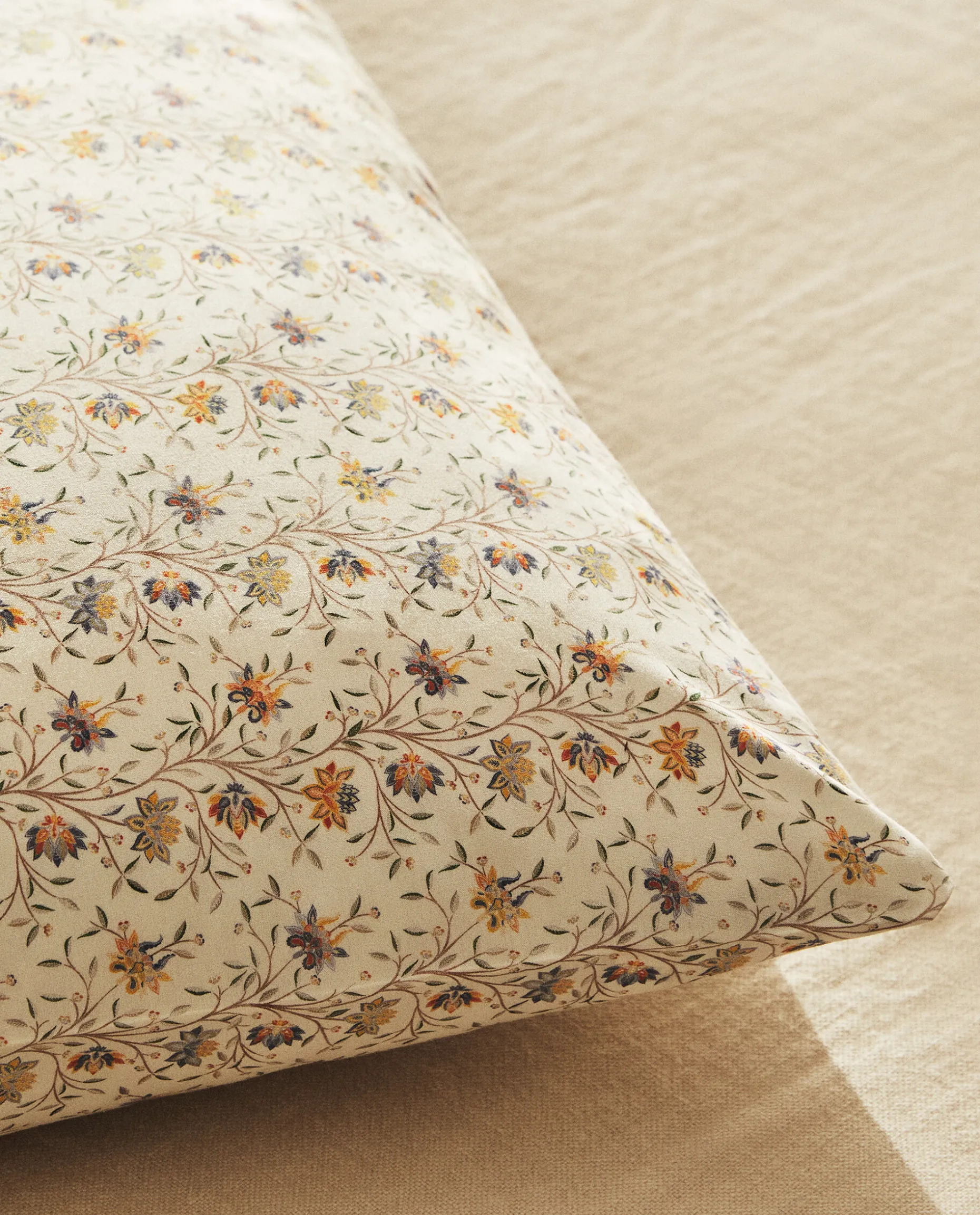 Mini Floral Print Pillowcase