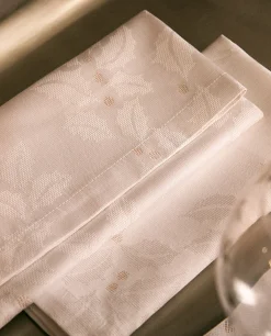Pack Of Christmas Glittery Floral Jacquard Napkins