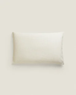 Pillowcase With Bedspread Quilt Effect