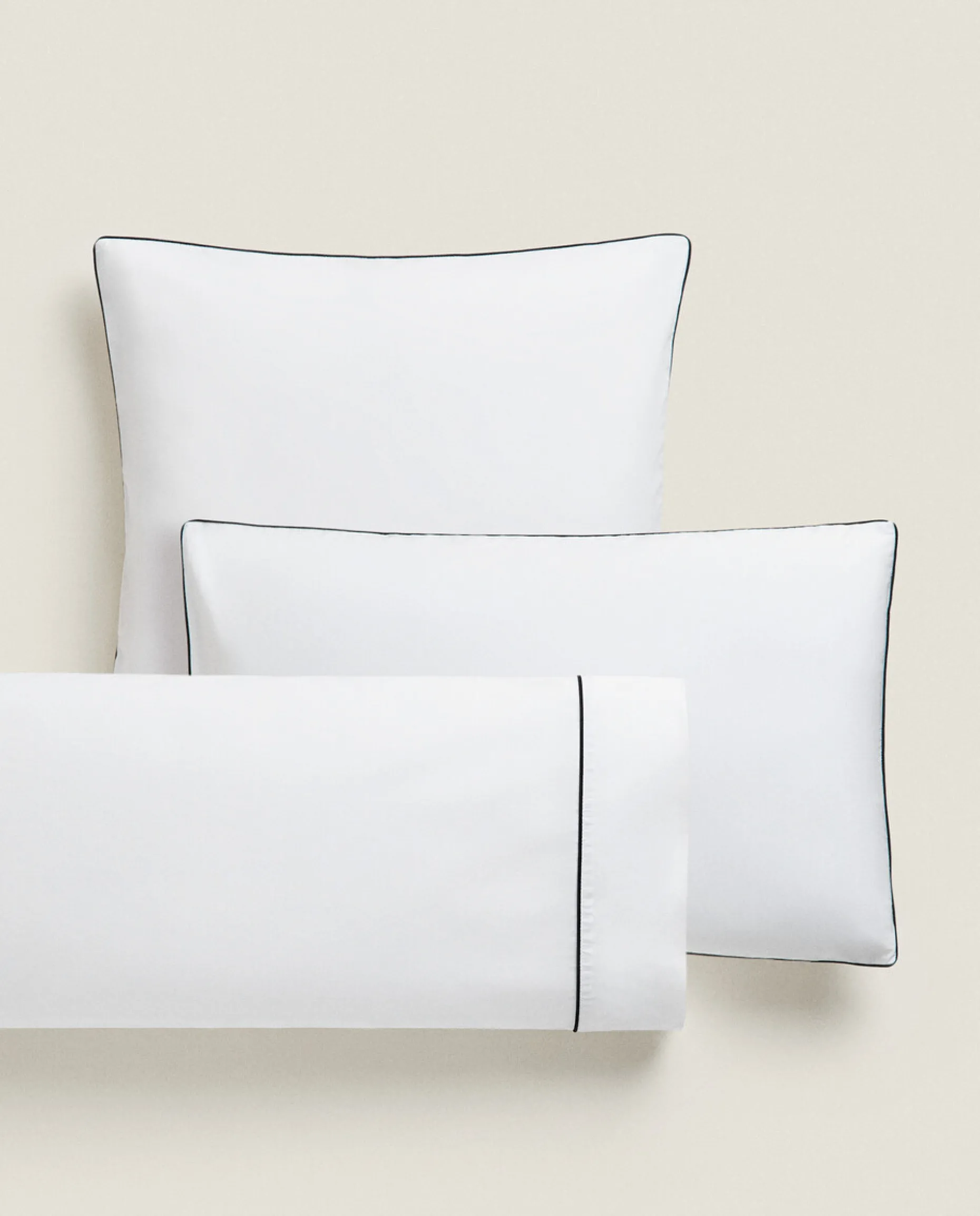 Pillowcase With Colored Piping Detail