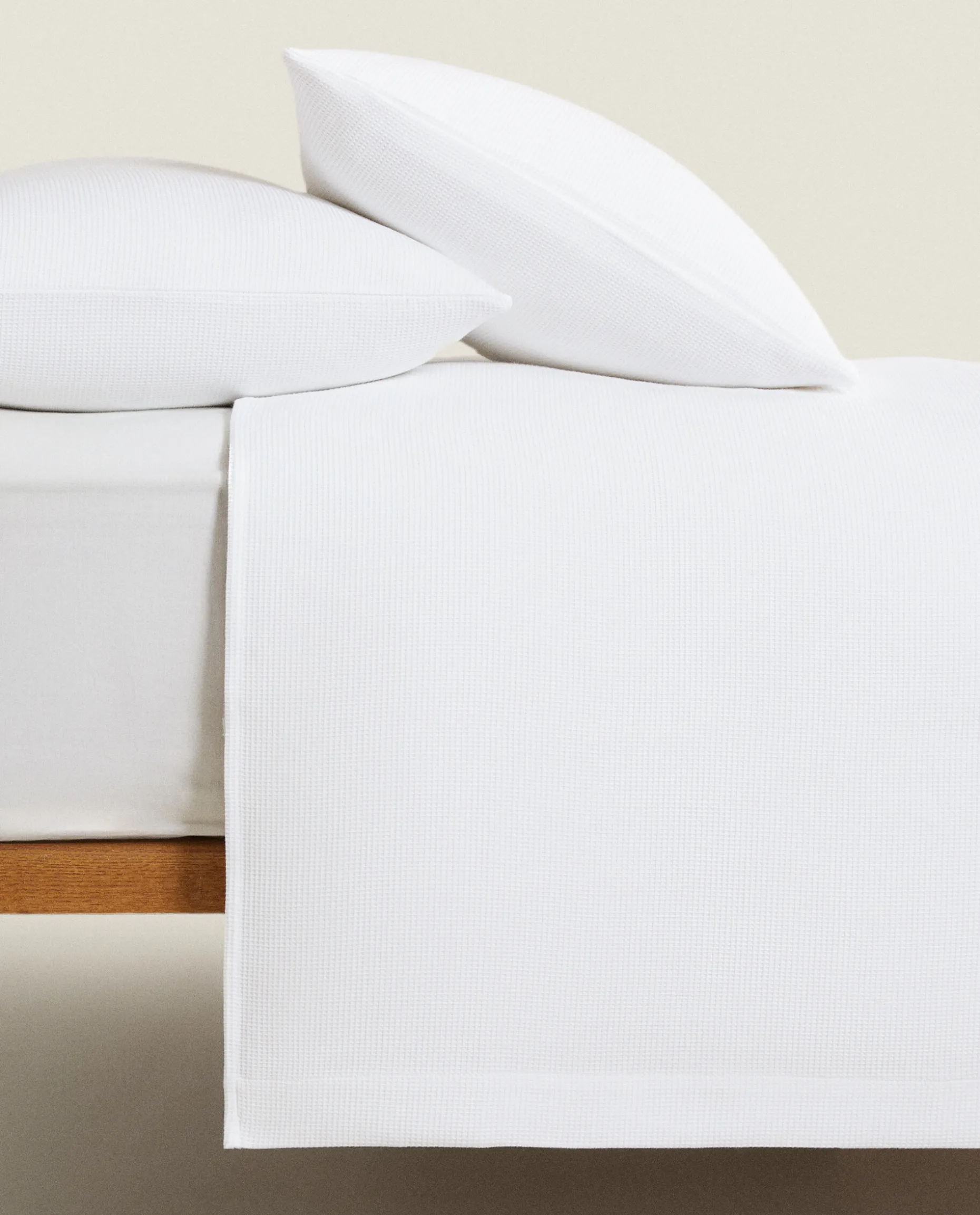 Pique Bedspread