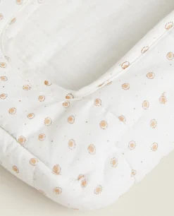 Polka Dot Muslin Wipe Holder