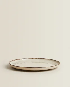Porcelain Dinner Plate With Antique Finish Rim