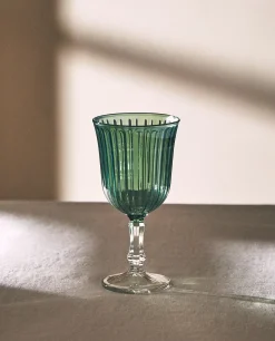 Raised Design Wine Glass