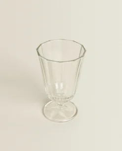 Raised Faceted Wine Glass
