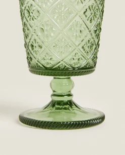 Raised Floral Design Wine Glass