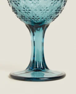 Raised Floral Design Wine Glass