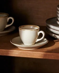 Rimmed Coffee Cup