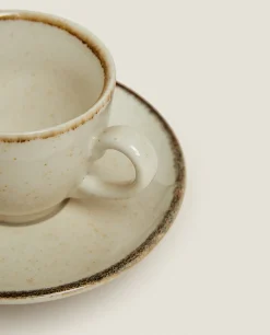 Rimmed Coffee Cup