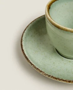 Rimmed Coffee Cup