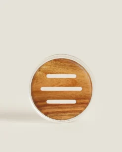 Round Soap Dish With Raised Design