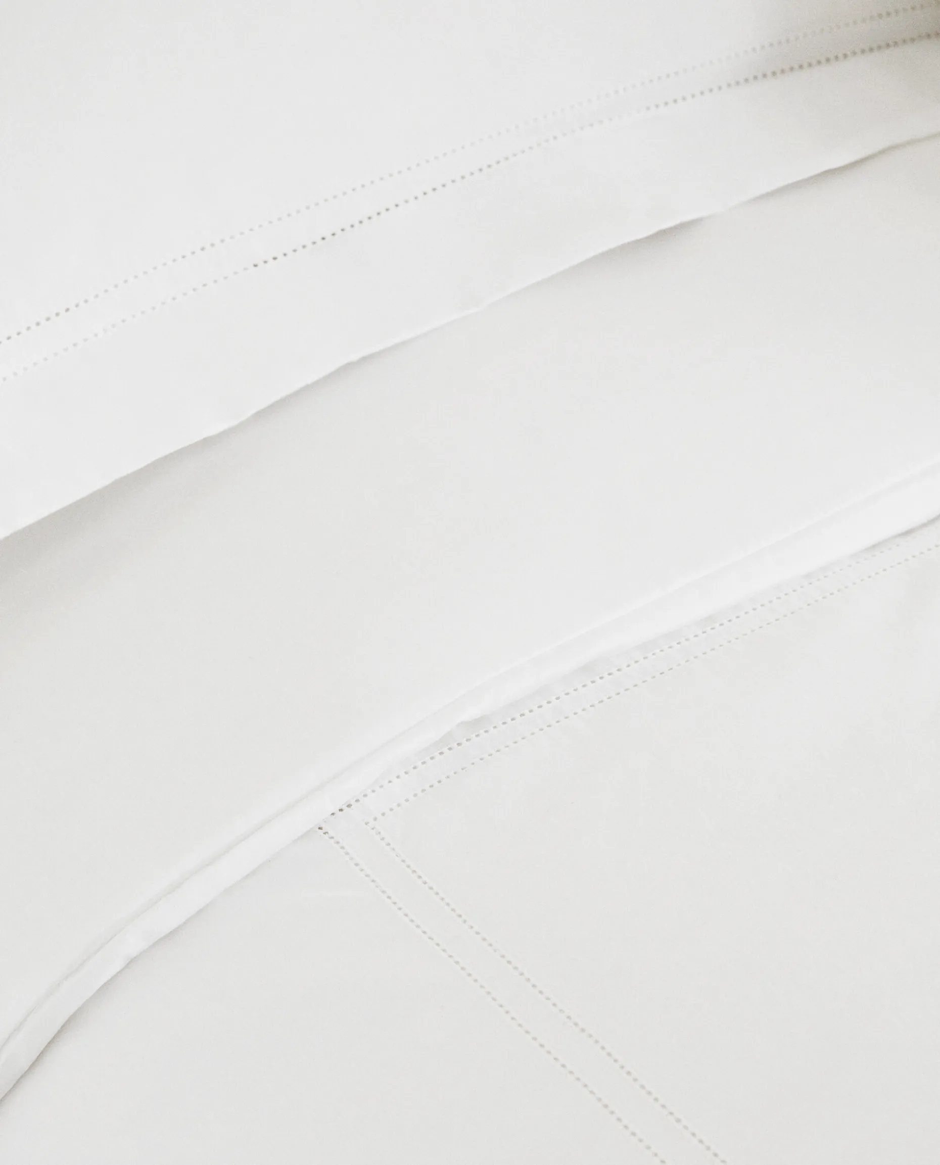 Sateen Flat Sheet With Double Hemstitching