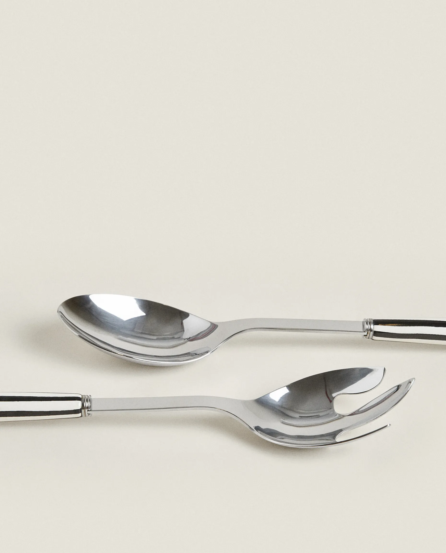 Set Of Striped Serving Sets (2 Units)